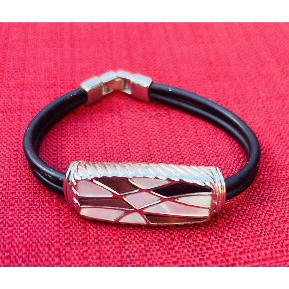 Lia Sophia Mother of Pearl Abalone Shell Bracelet Black Cord 7.25” Mosaic Inlay - Picture 4 of 6